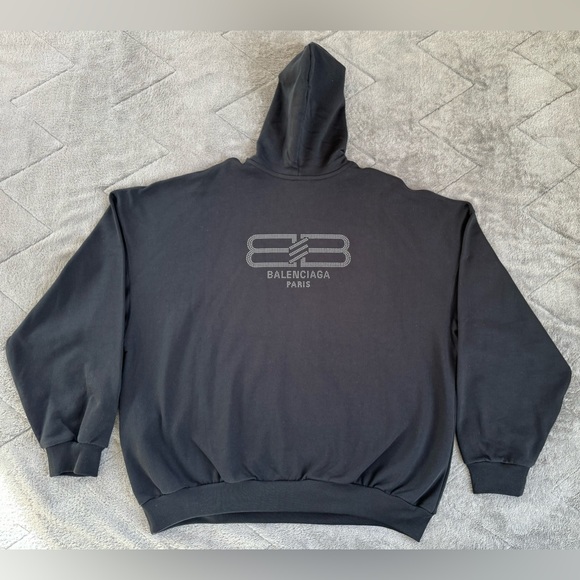 NEW🔥BALENCIAGA Gender Inclusive Beaded Back BB Logo Oversized Hoodie🔥 - Picture 6 of 10